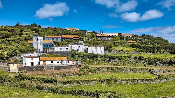 Miradouro do Ilhéu Furado auf Flores (Azoren)