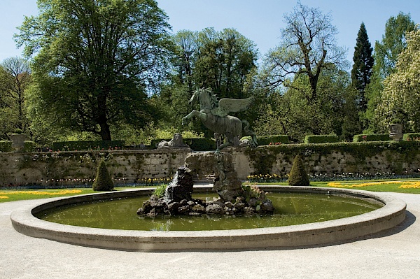 Pegasusbrunnen im Mirabellgarten in Salzburg - Foto: Tourismus Salzburg GmbH