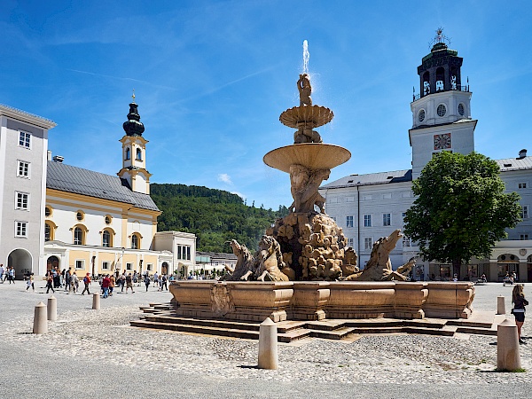 Brunnen auf dem Residenzplatz in Salzburg