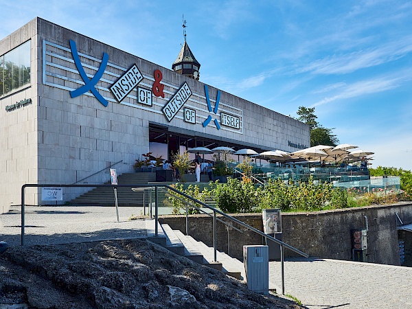 Museum der Moderne auf dem Mönchsberg in Salzburg (Österreich)