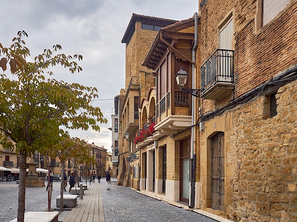 Die Altstadt von Olite in Navarra