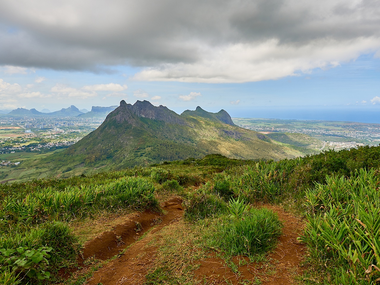 Wandern auf den Le Pouce auf Mauritius