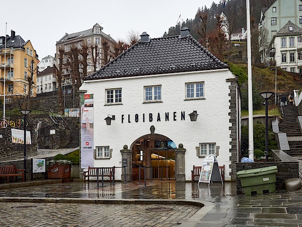 Die Talstation der Fløibahn in Bergen