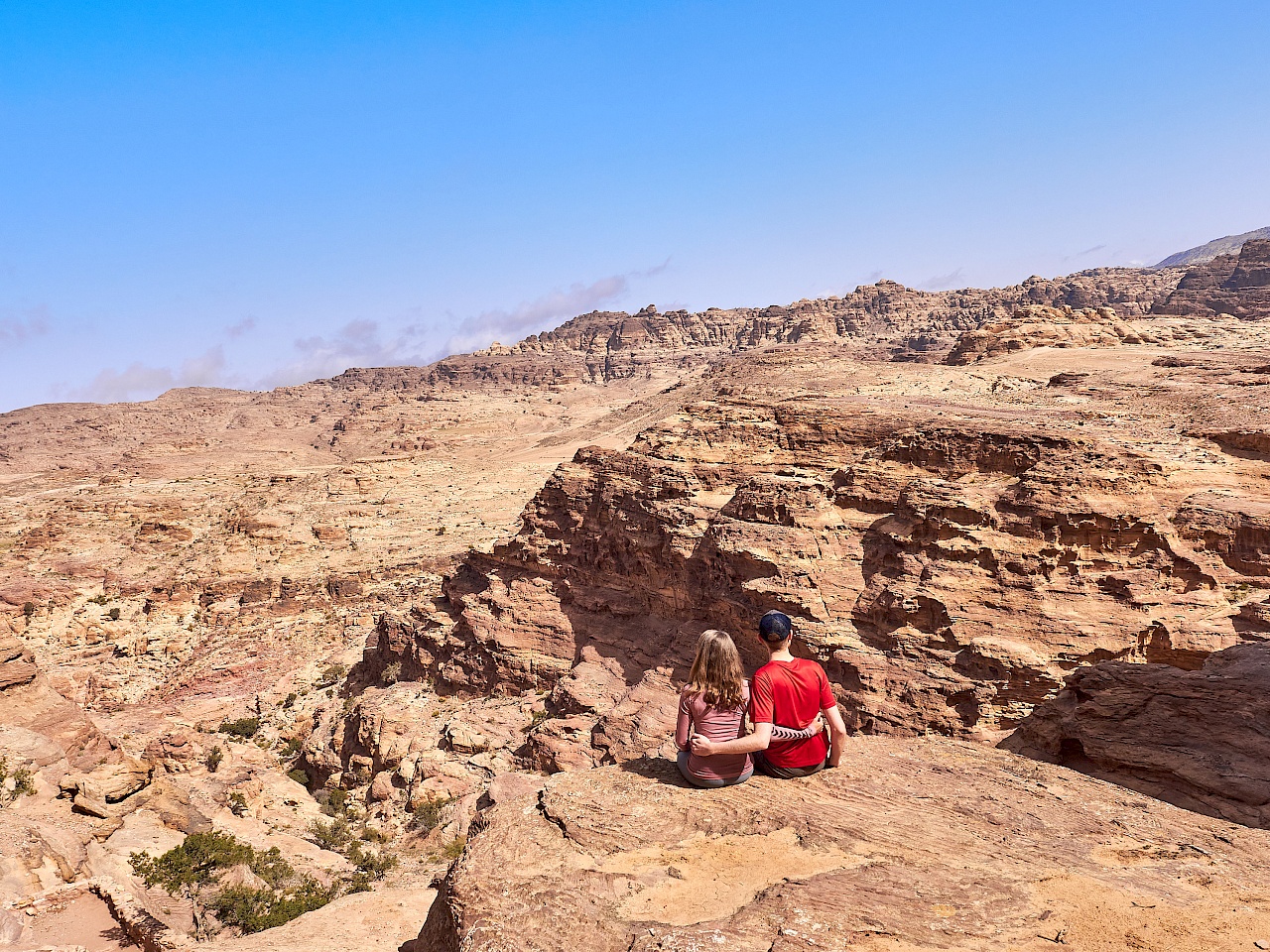Beeindruckende Aussichten auf dem Weg nach Petra (Jordanien)