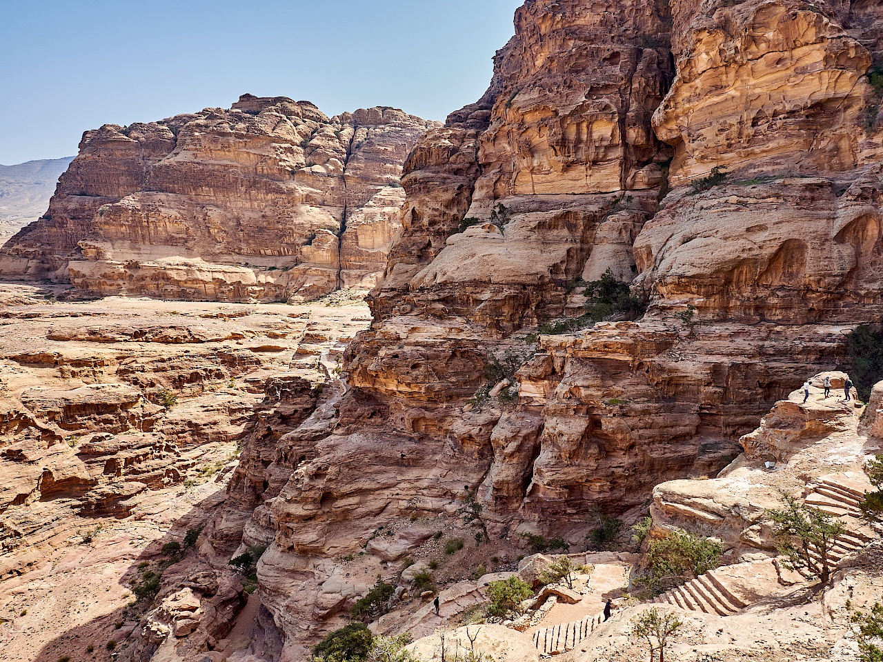 Fantastische Aussichten auf dem Weg nach Petra über den Hintereingang (Jordanien)