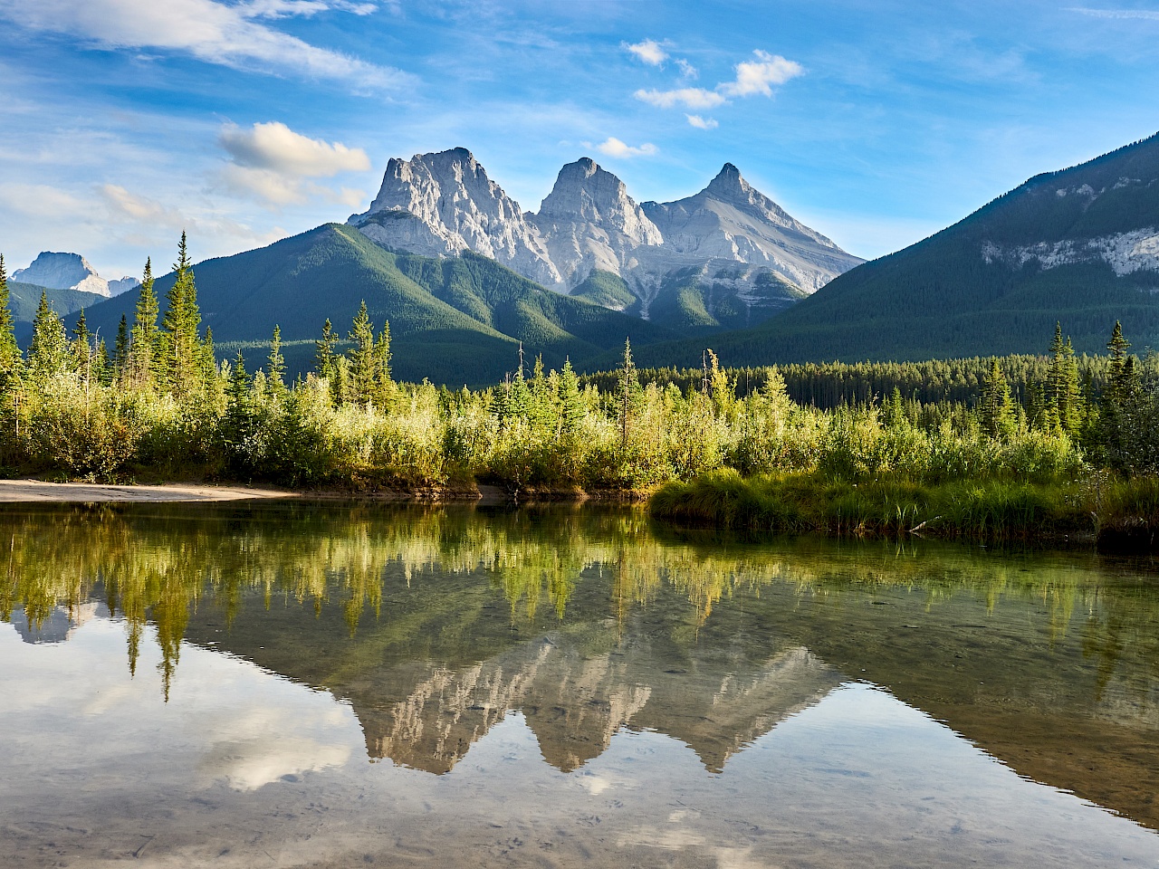 Aussichtspunkt Three Sisters in Canmore (Kanada)