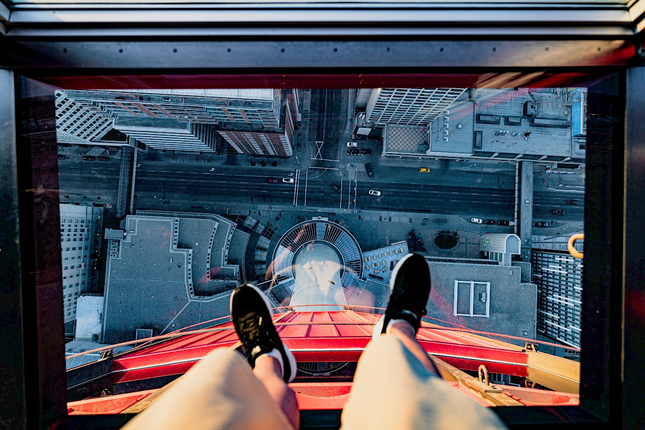 Calgary Tower, Foto von Dennis Mita auf Unsplash