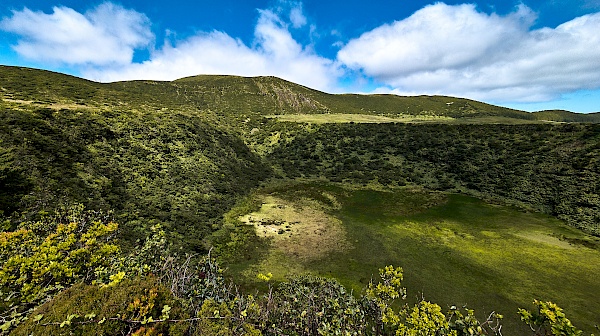 Miradouro da Caldeira Seca auf Flores (Azoren)